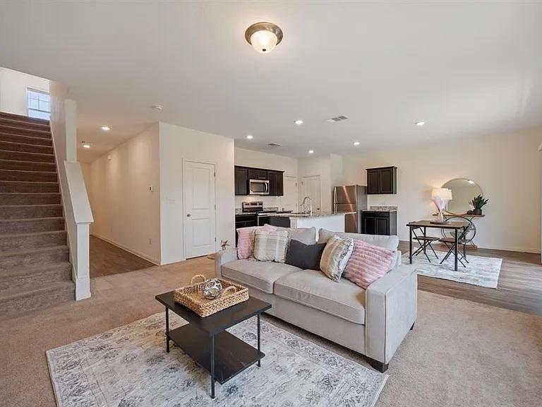 Whispering Pines Lodge